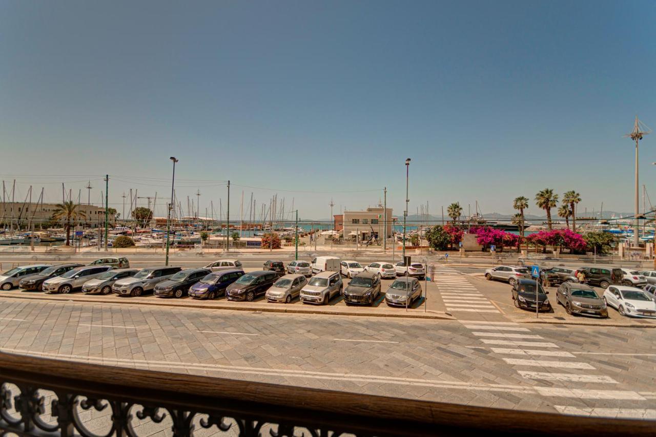Right House Sur Le Port - Harbour View Daire Cagliari Dış mekan fotoğraf